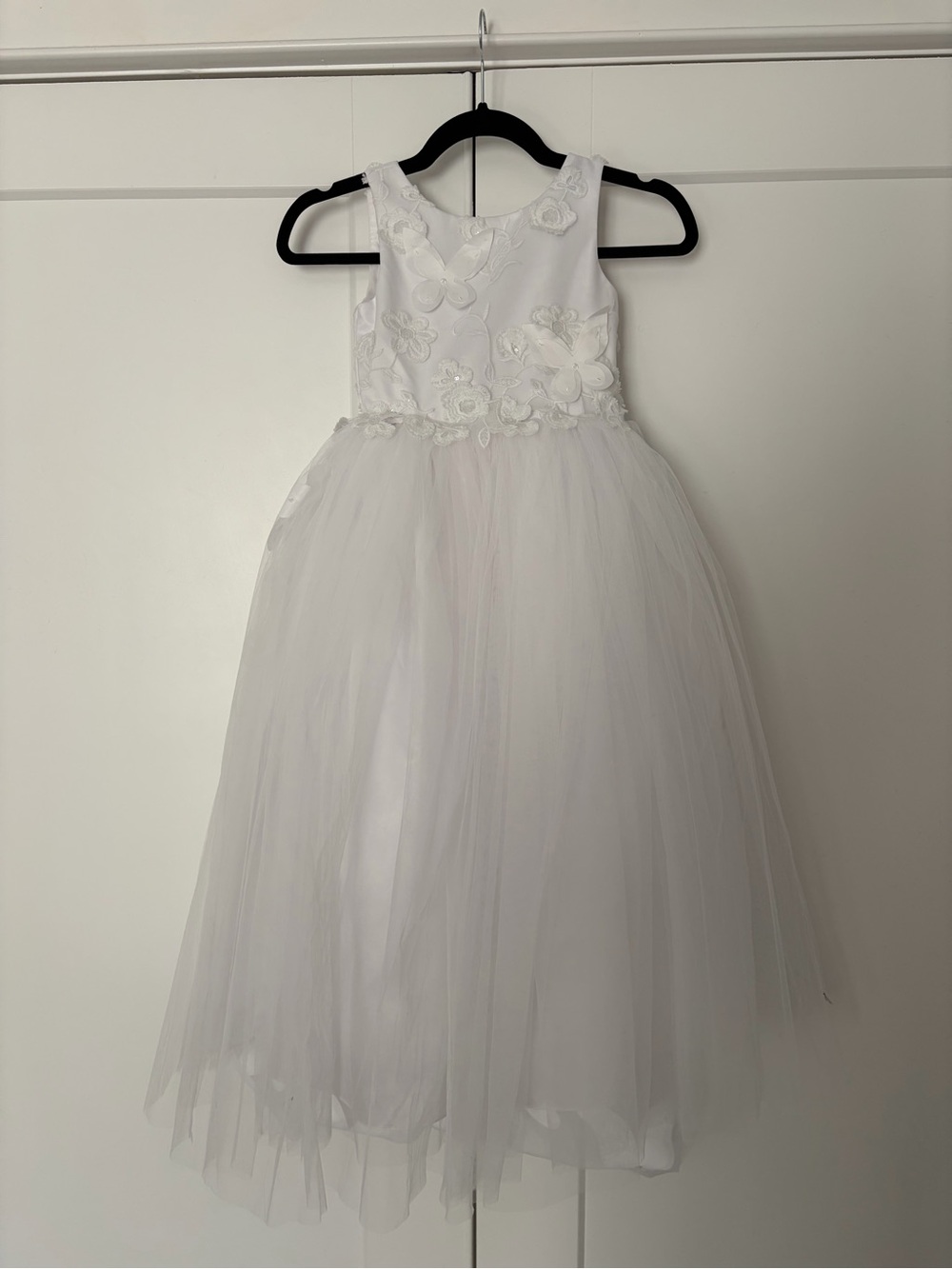 White Floral Appliqué Tulle Girls' Flower Girl Dress